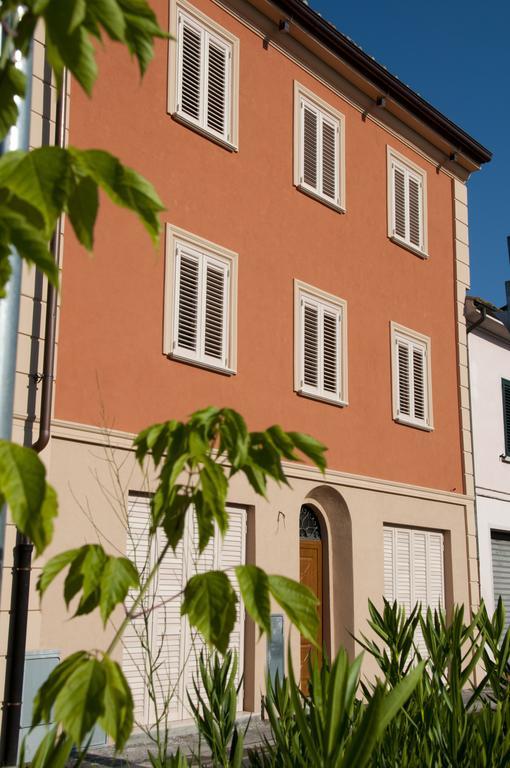 Tana Dell'Orso Hotel Ponsacco Kültér fotó